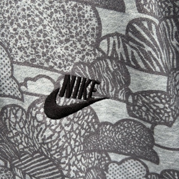 Nike Cloud Hoody, size M - Picture 7 of 11